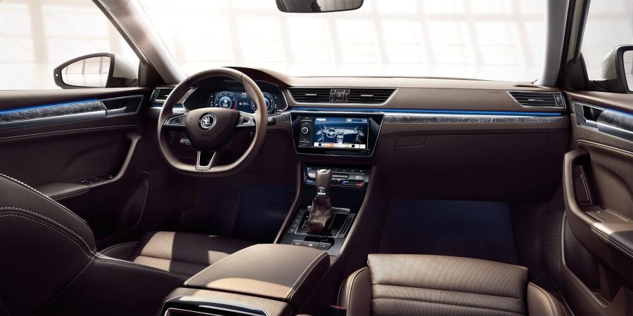 Торпедо Skoda Superb 2019 года  (CN) (фото 5 из 7)